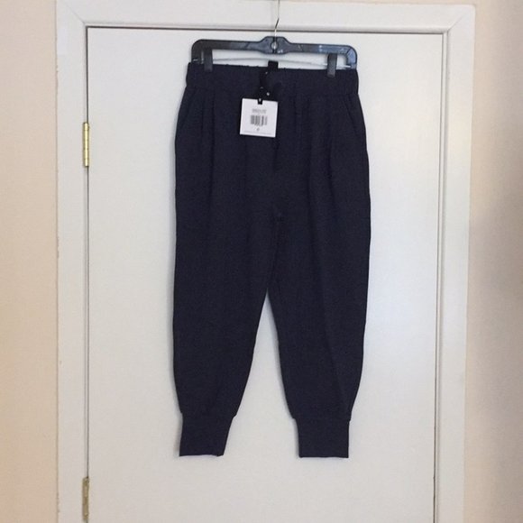 S Agnes & Dora Essential Crop Pant H05 4601 - Picture 3 of 6